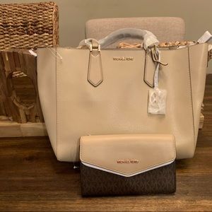 Michael Kors Kimberly 3 in 1 tote Signature  Brown/Beige (New)